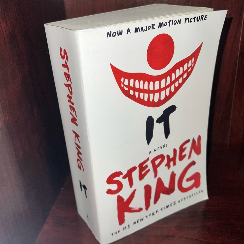 SOLD!! IT by Stephen King